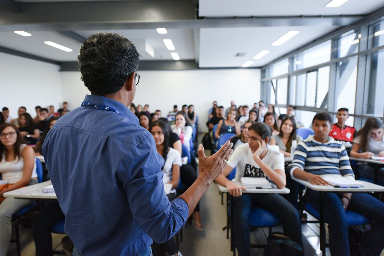 Peabiru Celebra o Dia Nacional dos Profissionais da Educação